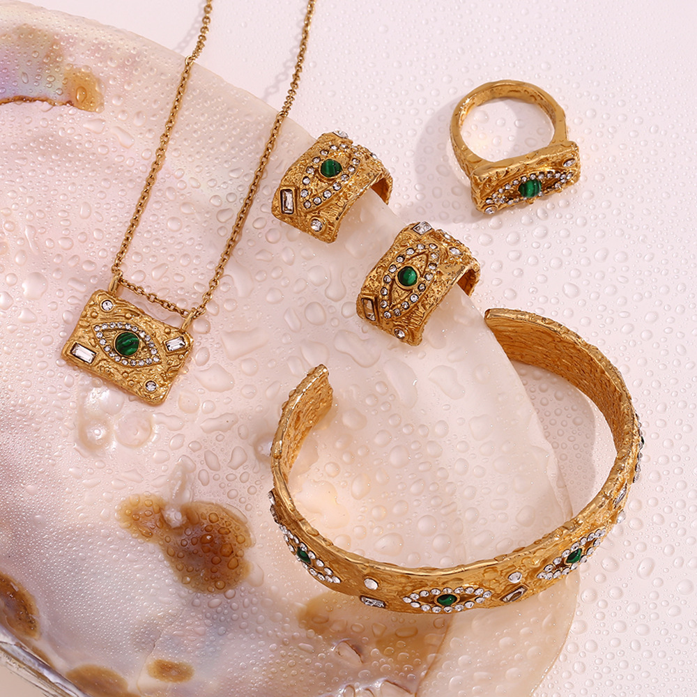 Luxury Evil Eye Zircon Pendant Necklace Set
