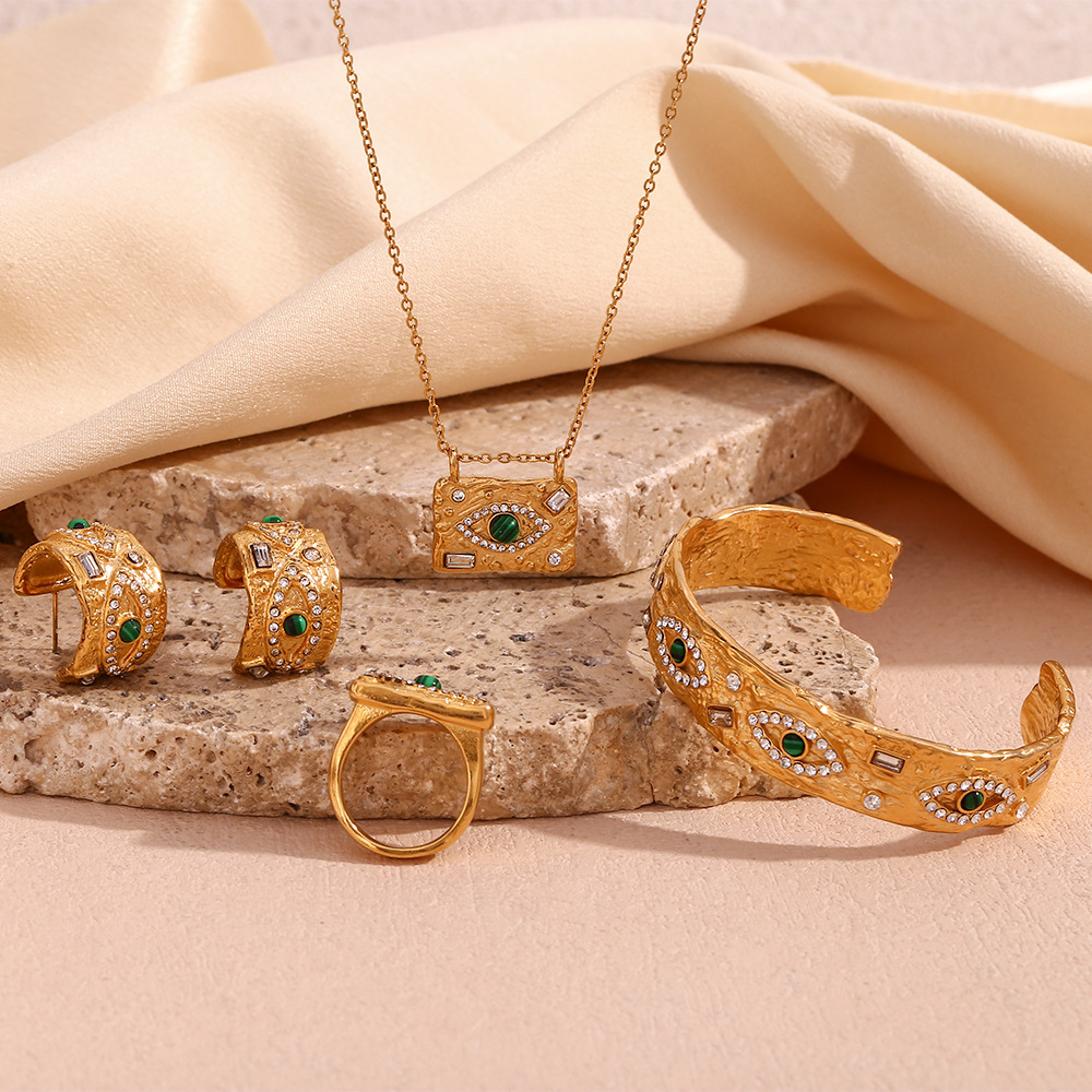 Luxury Evil Eye Zircon Pendant Necklace Set