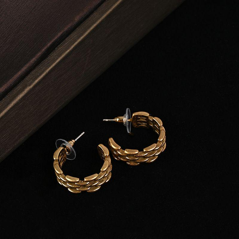 Vintage-Inspired Minimalist Office Jewelry Set