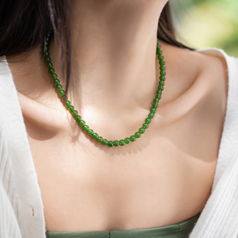 Green Chalcedony Neo-Chinese Yuanbao Clasp Necklace - Jade Beaded Collarbone Jewelry (4mm~8mm)