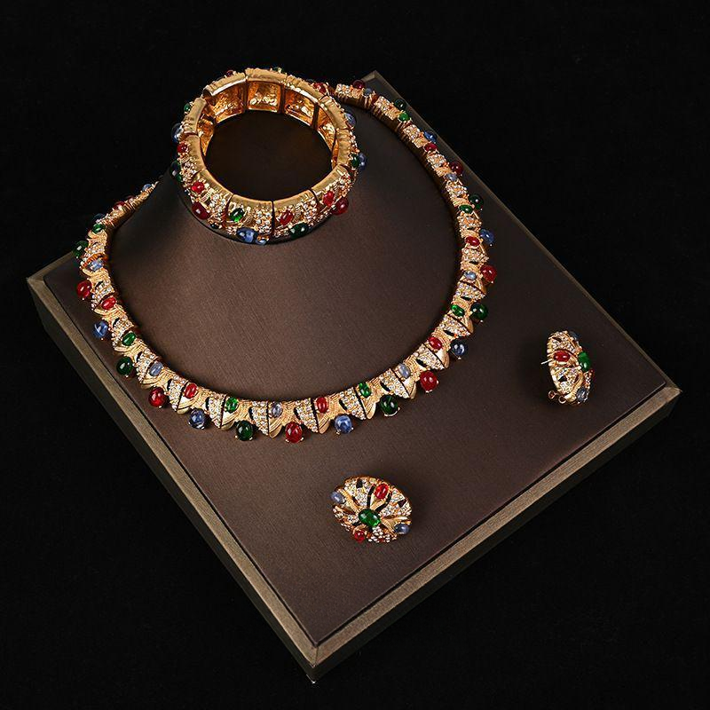 Antique Brass & Rhinestone Jewelry Set – Necklace, Earrings, Bracelet